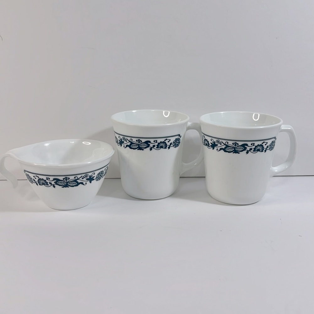 3 Corelle by Corning Tea Coffee Cups Old Town Blue Pattern Retired